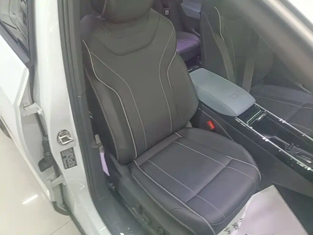 Volkswagen ID.4 X — миниатюра 25