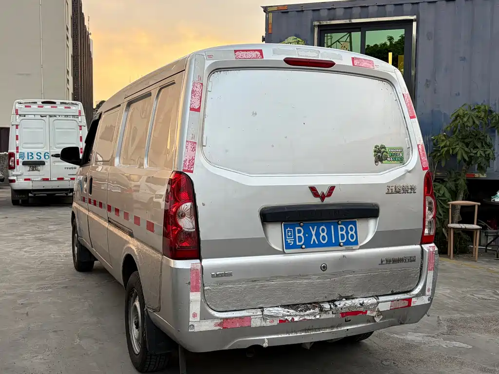 Wuling Rongguang — миниатюра 5