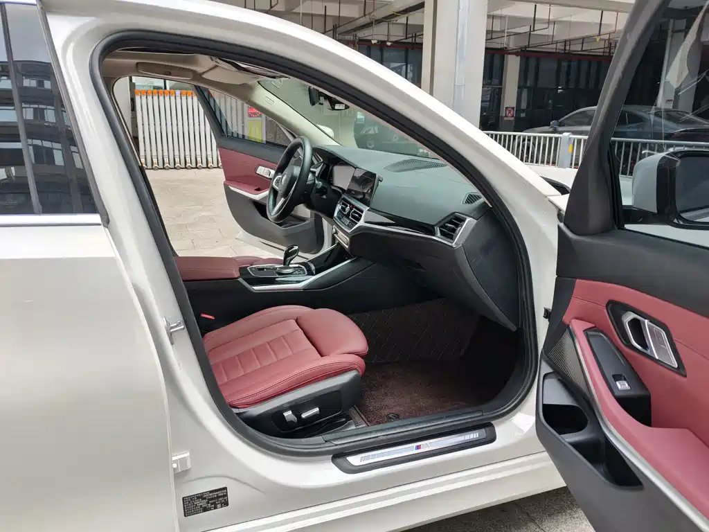BMW 3 Series — миниатюра 11