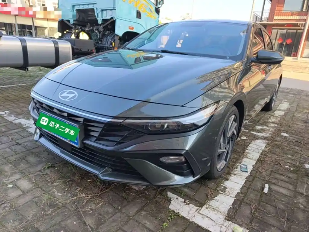 Hyundai Elantra — миниатюра 2