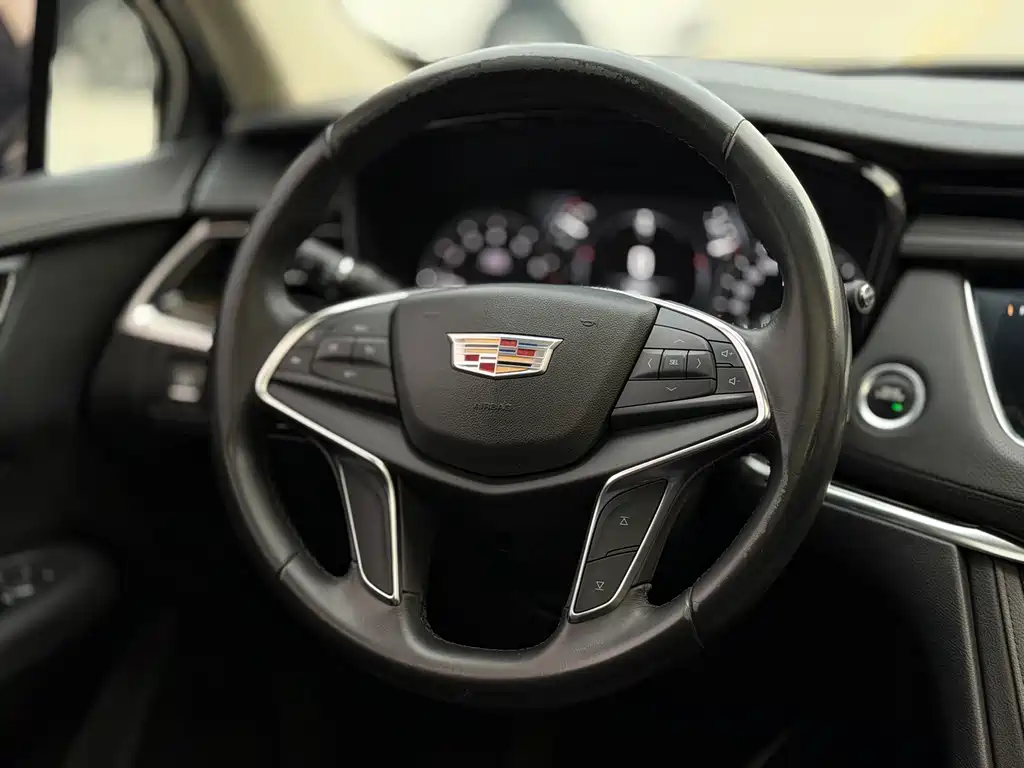Cadillac XT5 — миниатюра 12