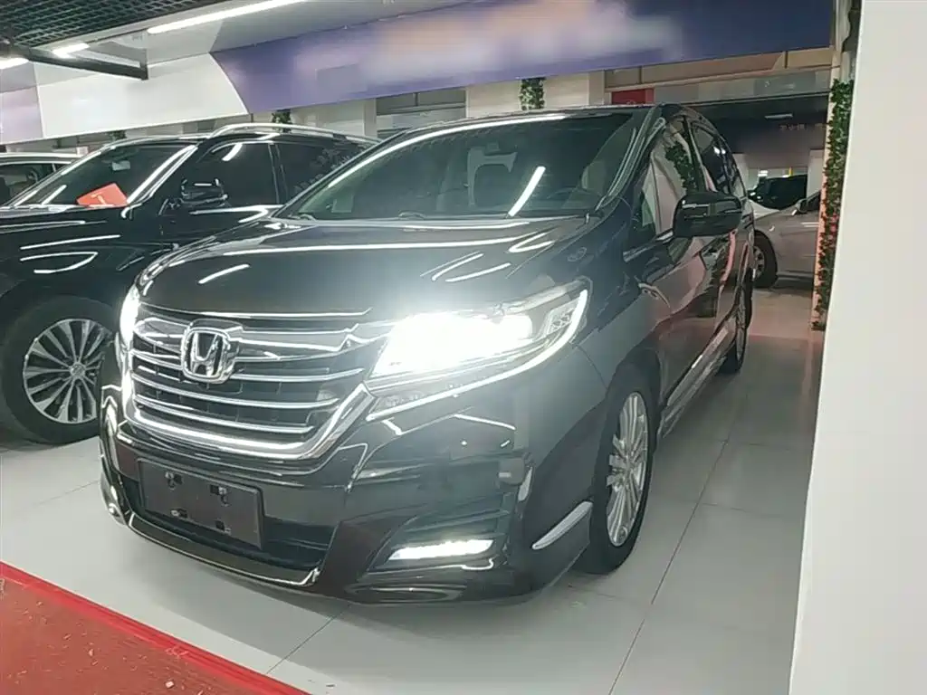 Honda Elysion 2017