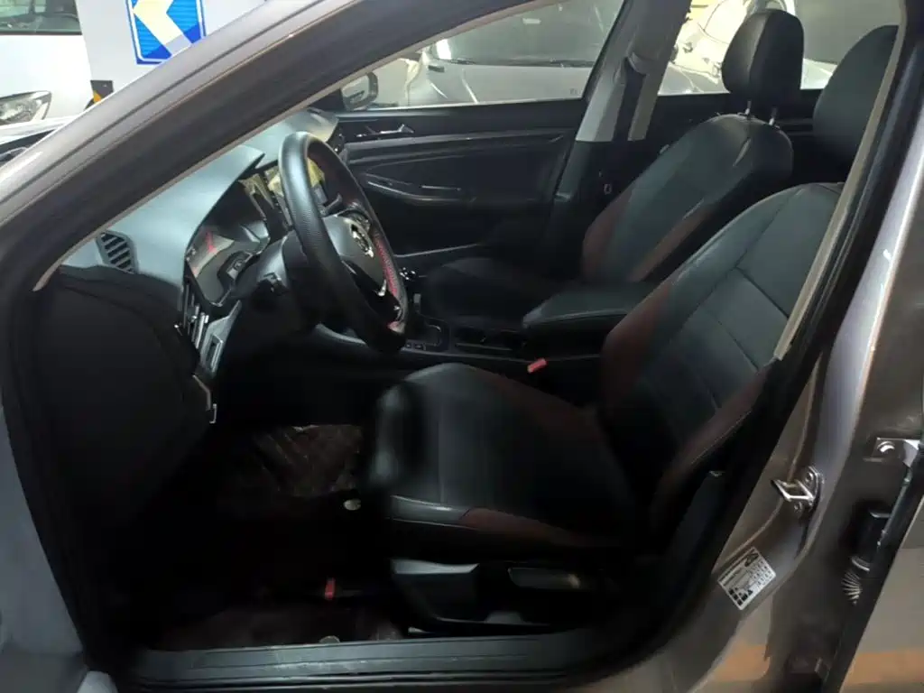Volkswagen Bora — миниатюра 15