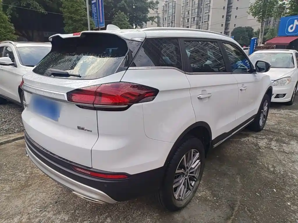 Geely Boyue — миниатюра 7