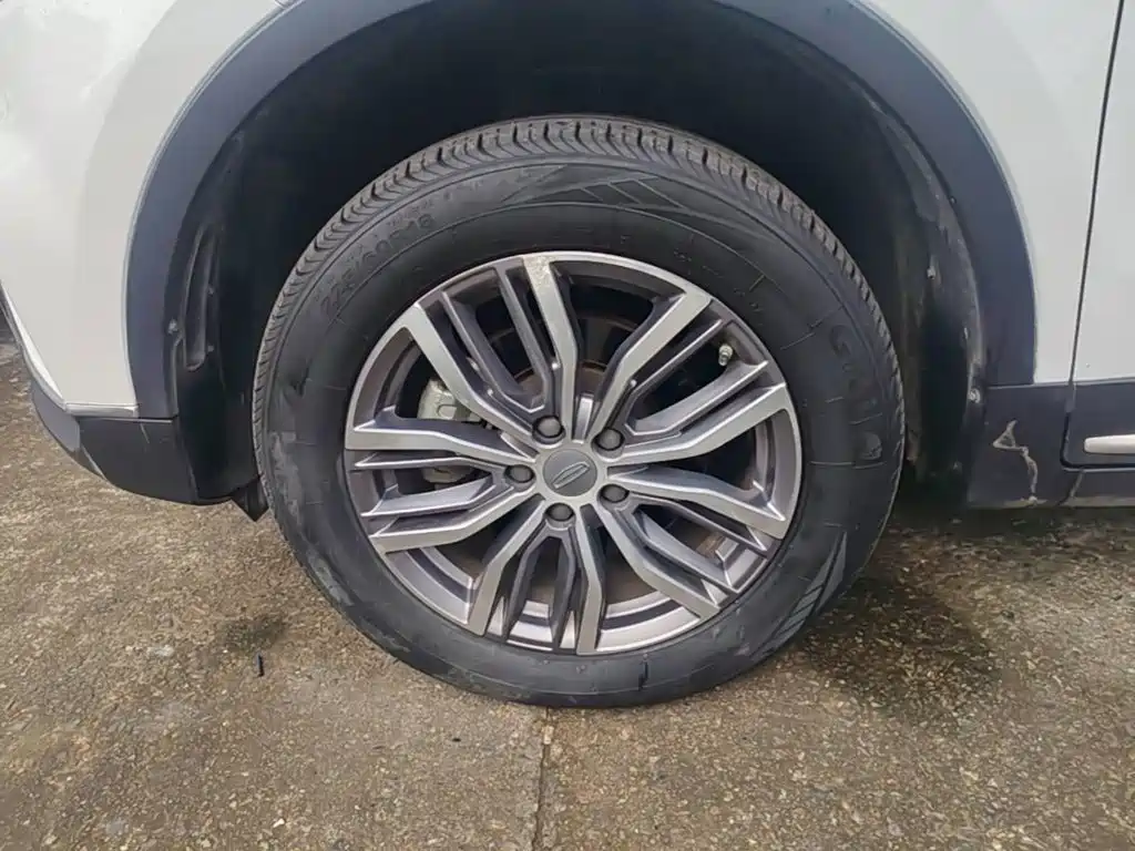 Geely Boyue — миниатюра 23