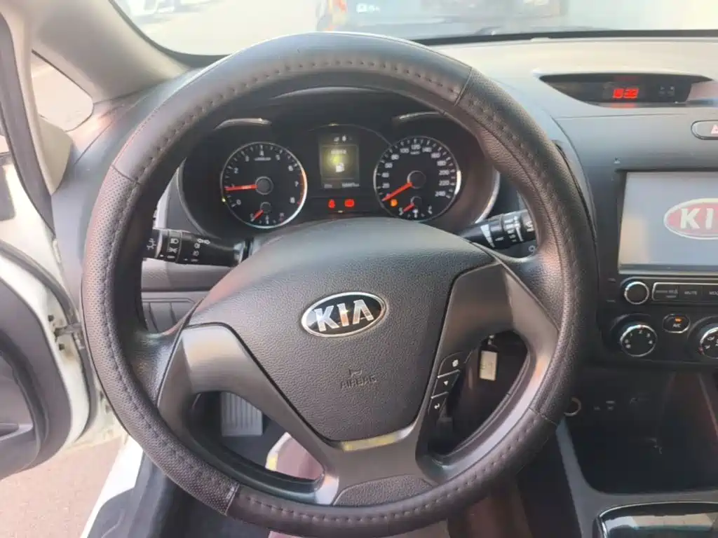 Kia K3 — миниатюра 11