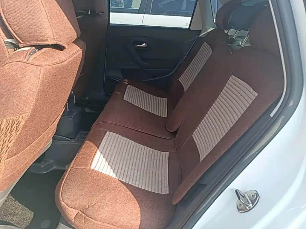 Volkswagen Polo — миниатюра 17