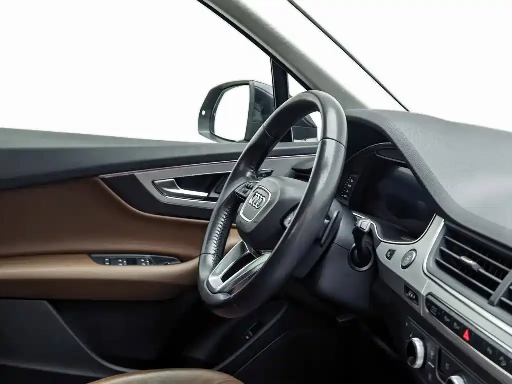 Audi Q7 — миниатюра 22