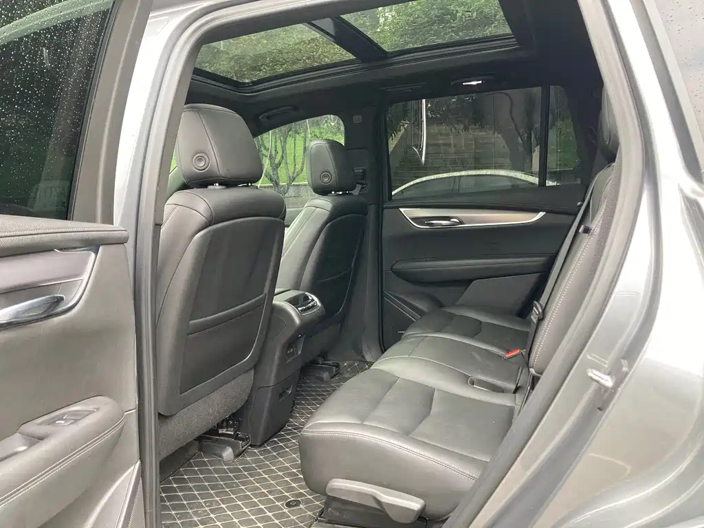 Cadillac XT6 — миниатюра 9