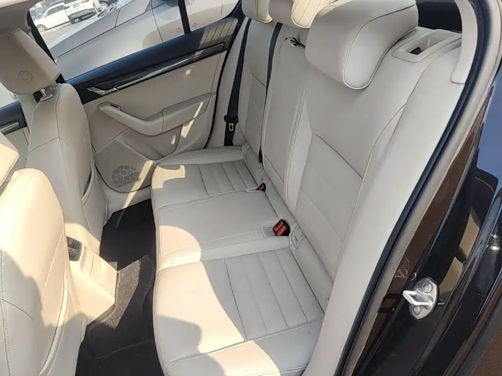Skoda Octavia — миниатюра 17