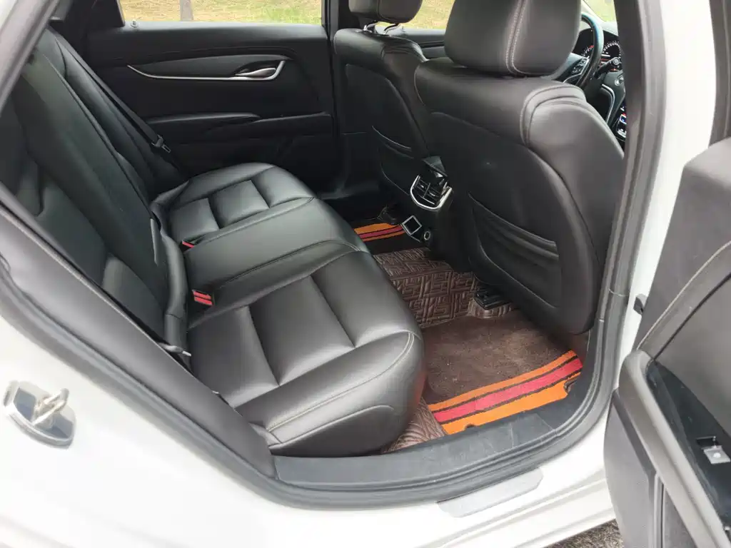 Cadillac XTS — миниатюра 9