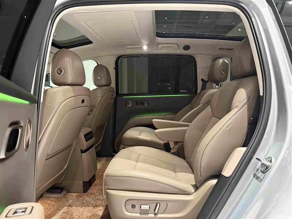 Li Auto Li i8 — миниатюра 10
