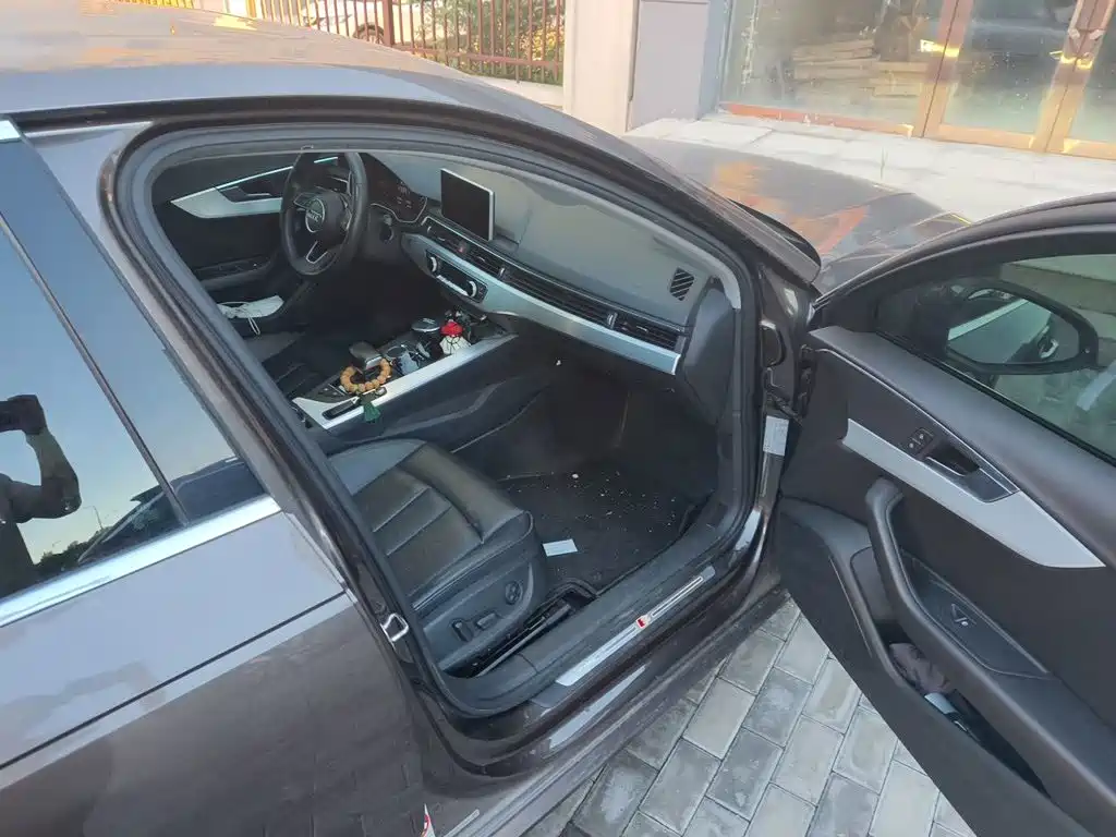 Audi A4L — миниатюра 19