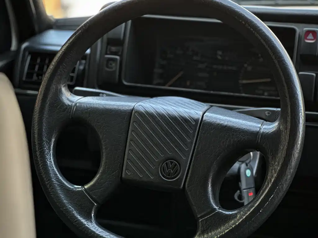 Volkswagen Jetta 2000 1.6L MT