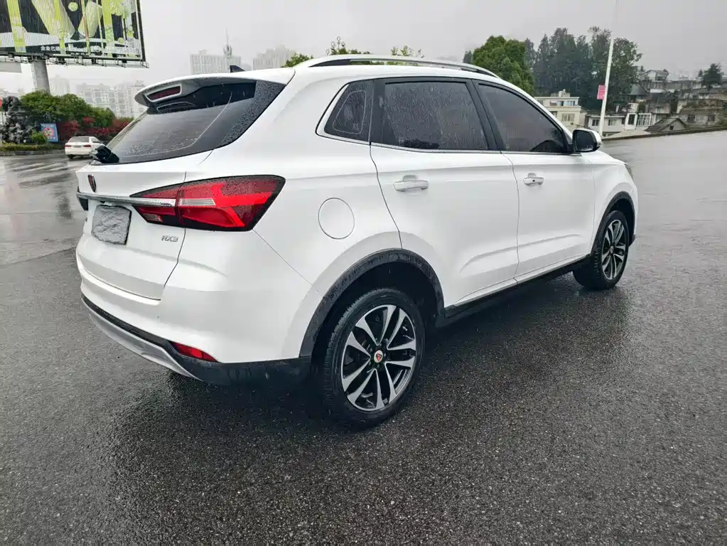 ROEWE RX3