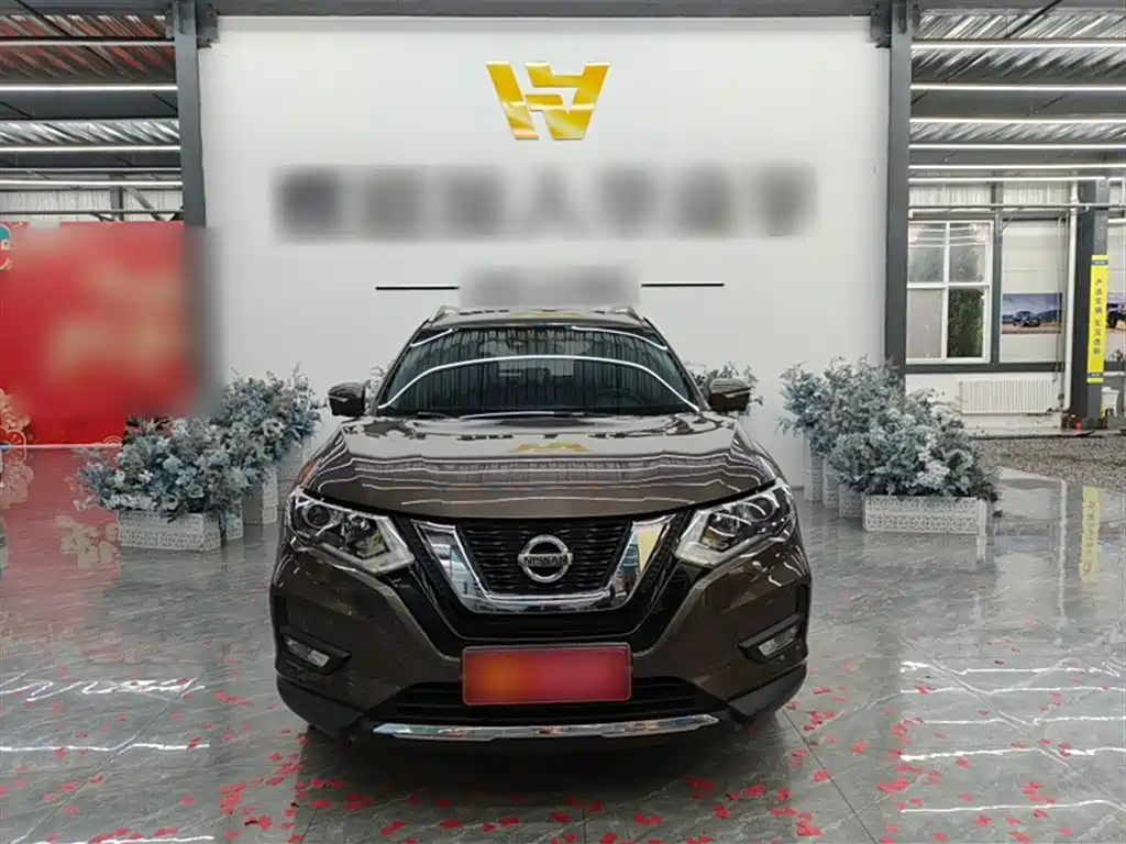 NISSAN QIJUN