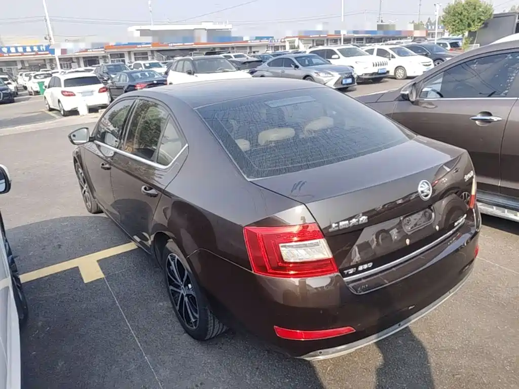 Skoda Octavia — миниатюра 5