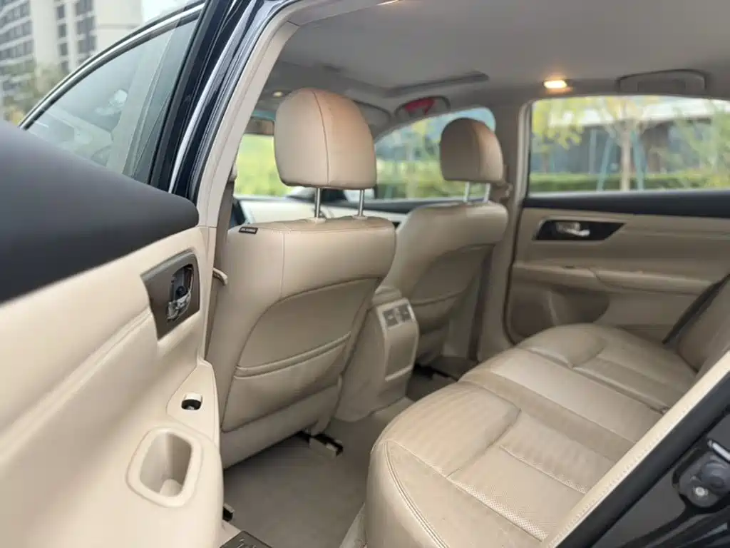 Nissan Teana — миниатюра 10