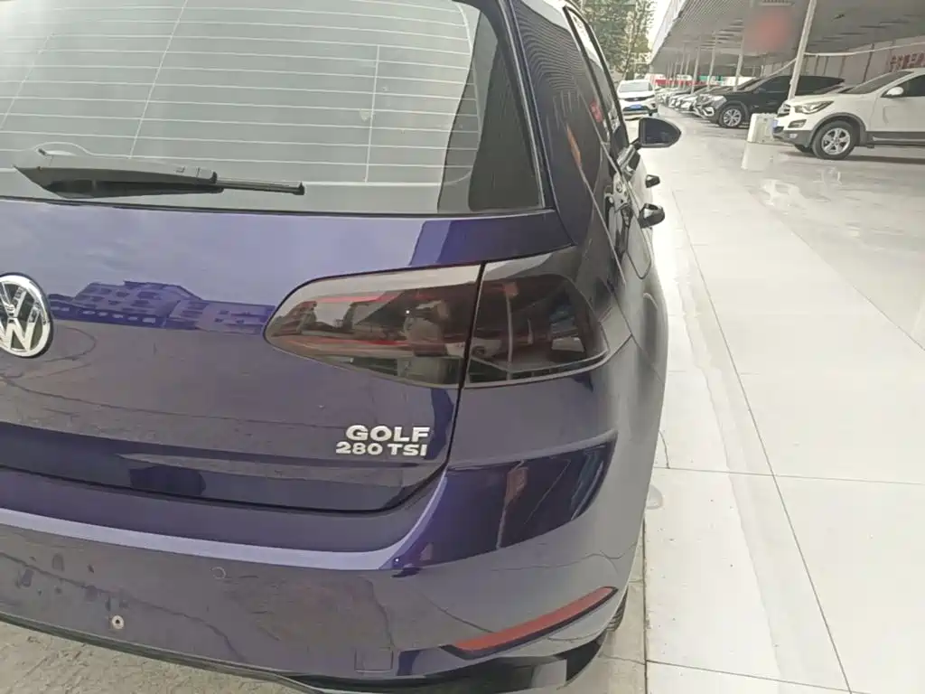 Volkswagen Golf — миниатюра 8