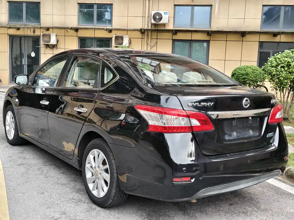 Nissan Sylphy — миниатюра 5