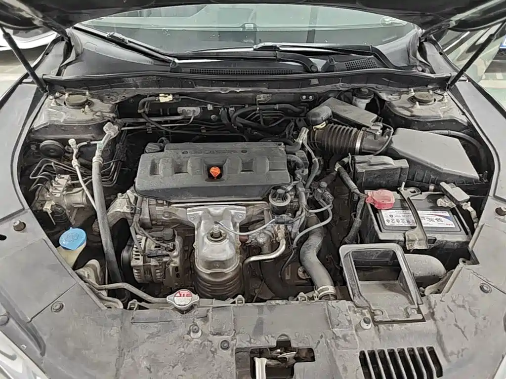 Honda Accord — миниатюра 19