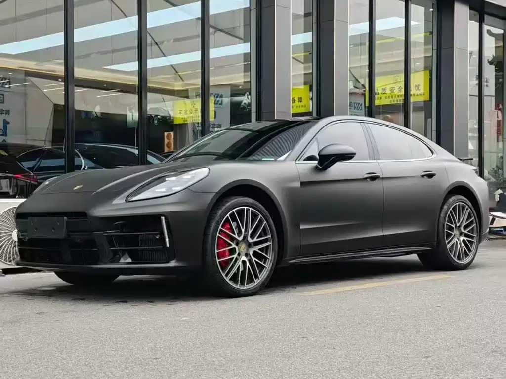 Porsche Panamera 2024