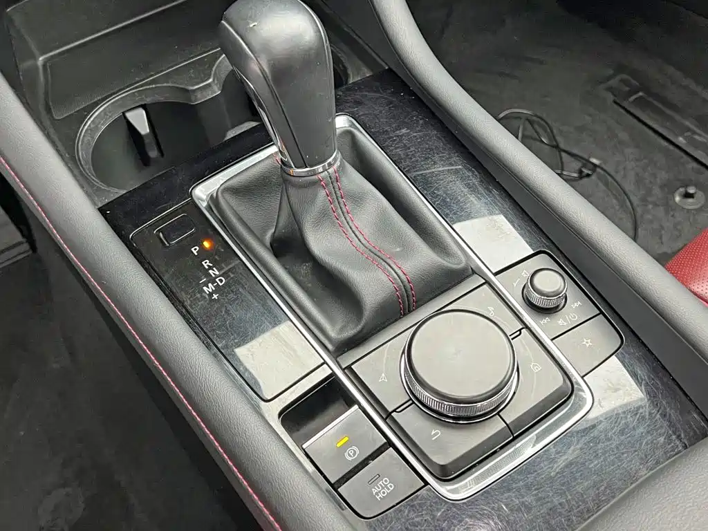 Mazda 3 Axela — миниатюра 23