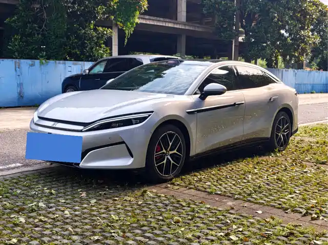 2025 BYD Han