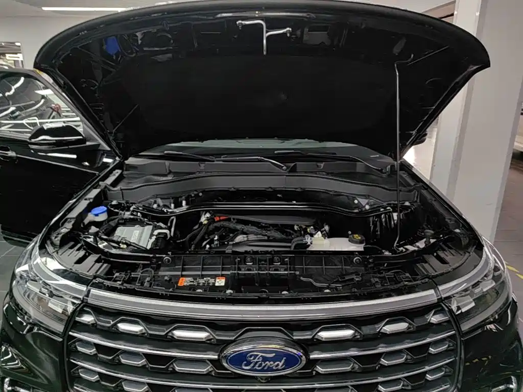 Ford Explorer — миниатюра 20