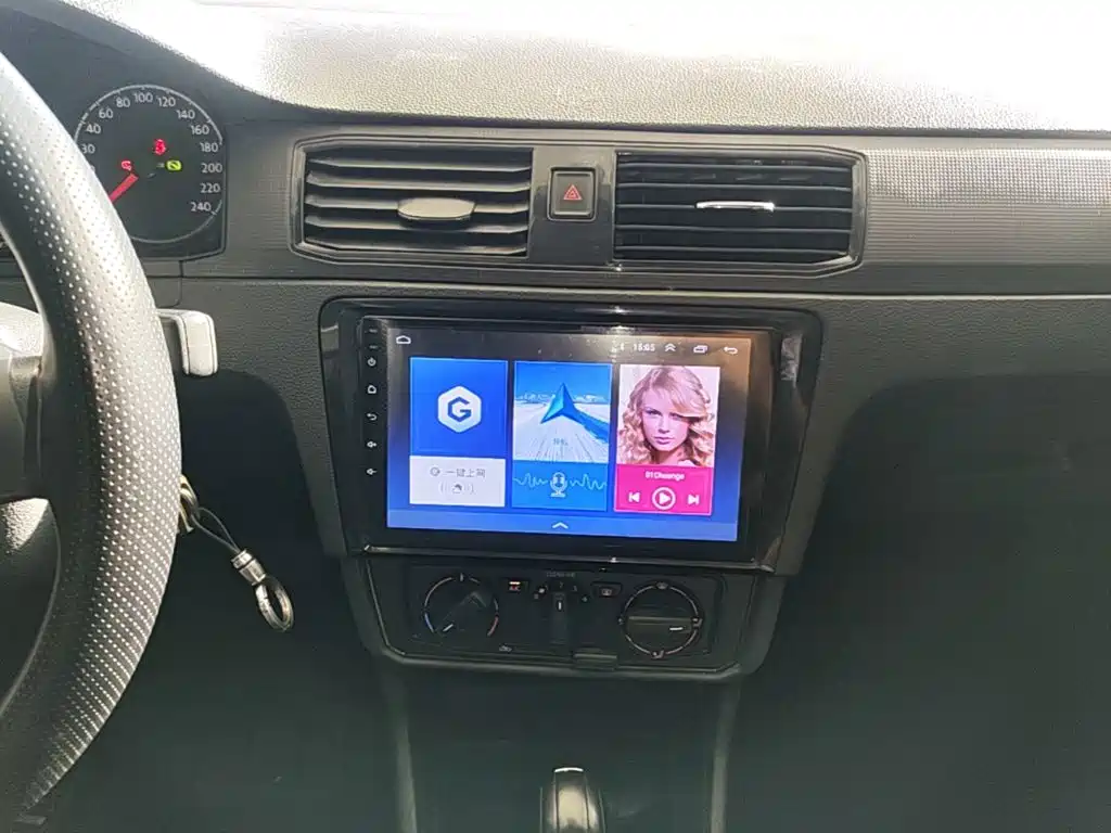 Volkswagen Santana — миниатюра 13
