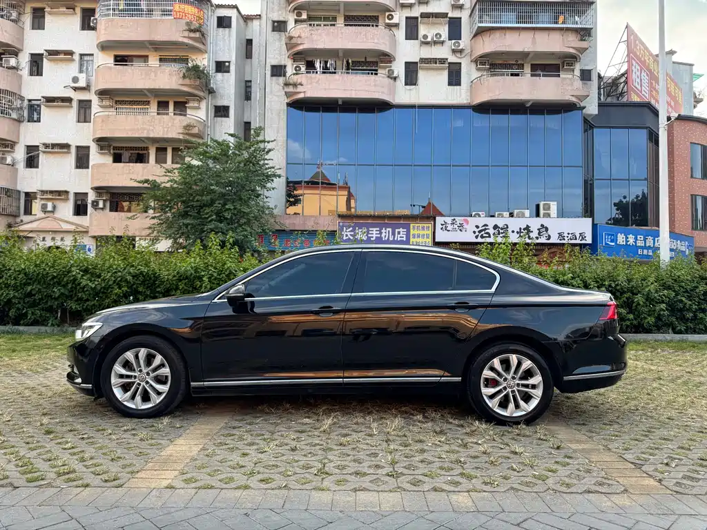 Volkswagen Magotan — миниатюра 3