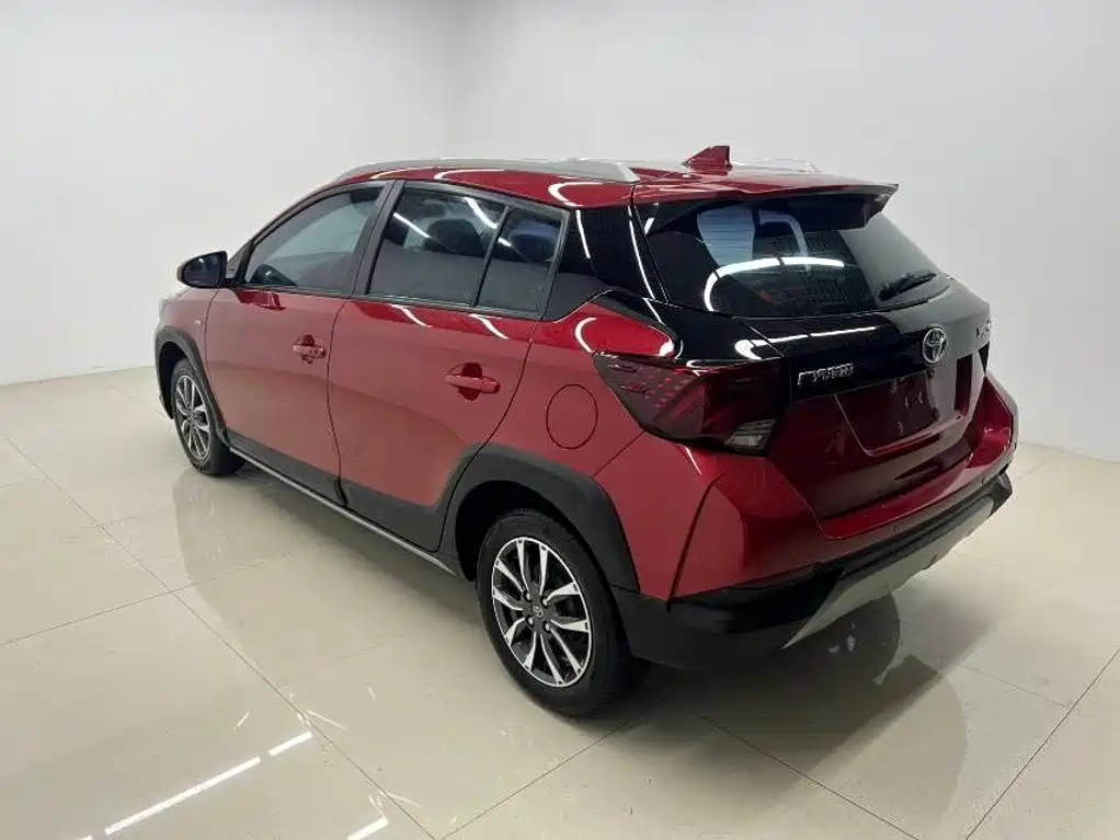 Toyota Yaris L — миниатюра 6