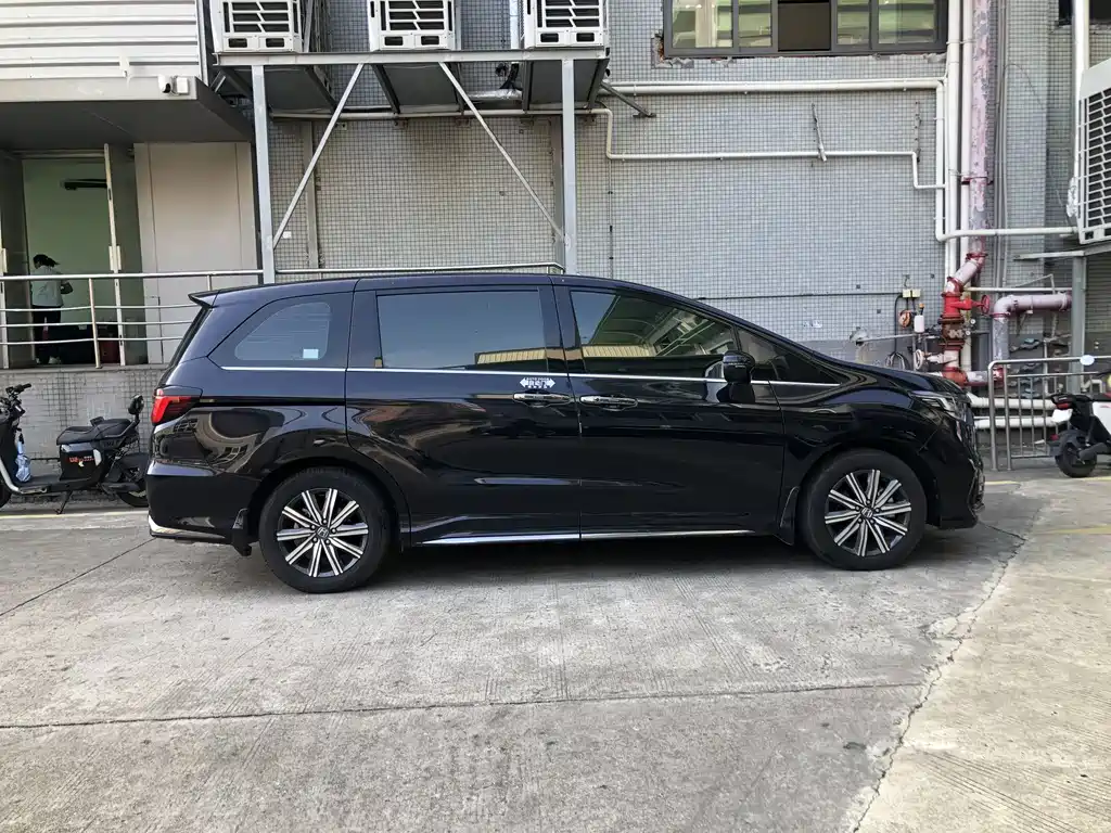 Honda Odyssey — миниатюра 4