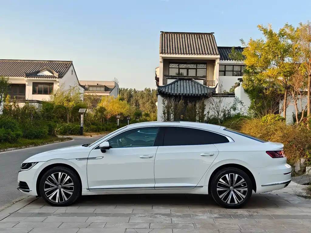 Volkswagen CC — миниатюра 4