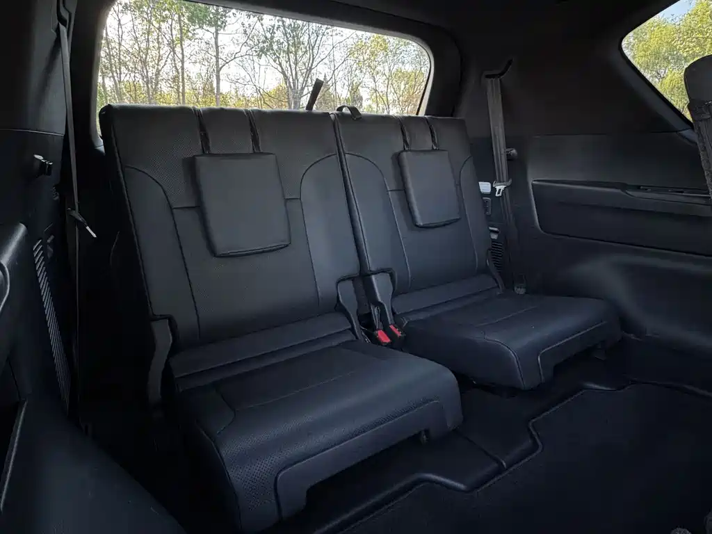 Lexus LX — миниатюра 27