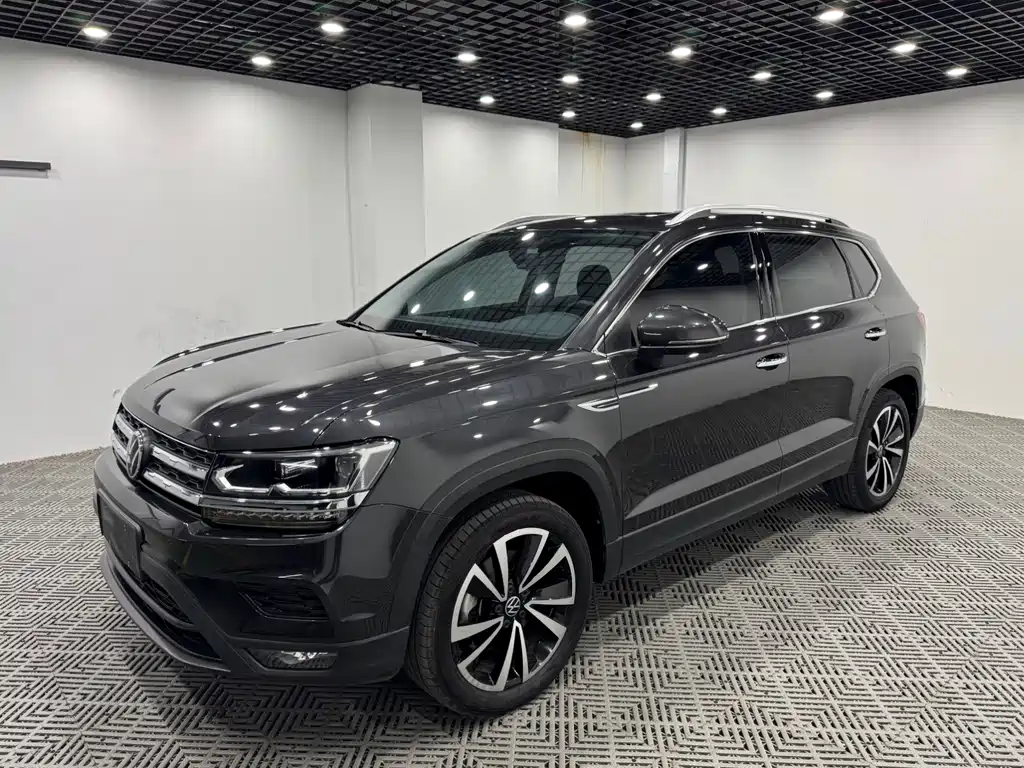 Volkswagen Tharu — миниатюра 3