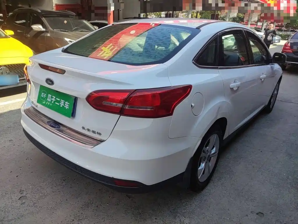 Ford Focus — миниатюра 7