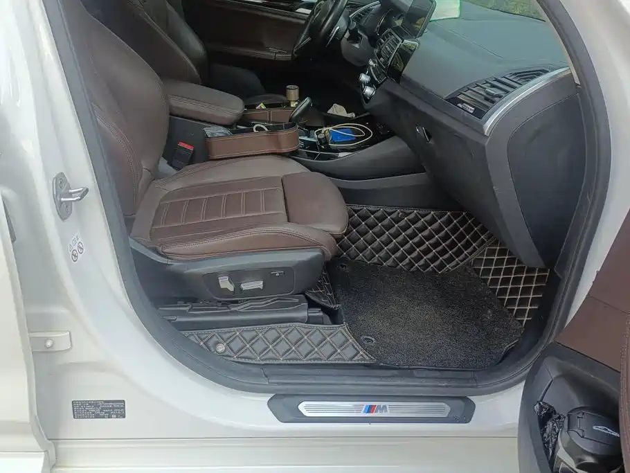 BMW X3 — миниатюра 8