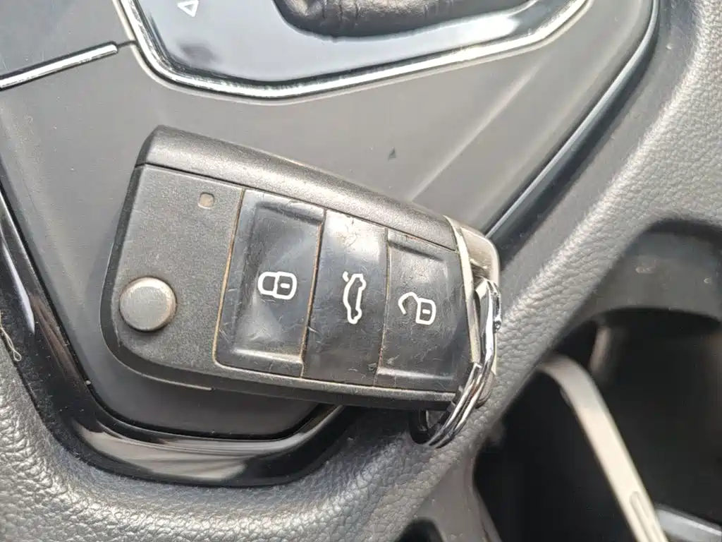 Volkswagen Tiguan L — миниатюра 9