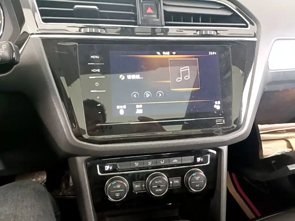 Volkswagen Tiguan L — миниатюра 13