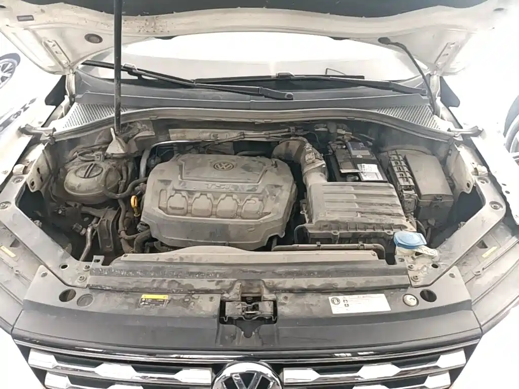 Volkswagen Tiguan L — миниатюра 20