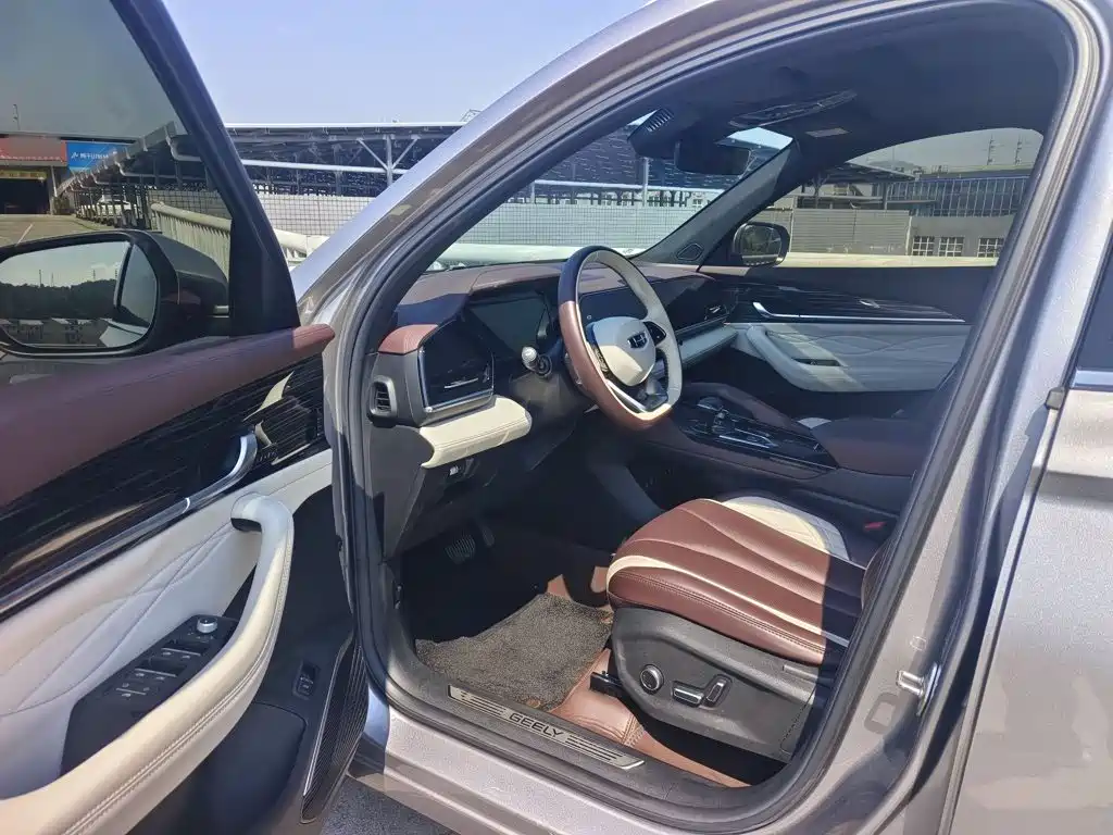 Geely Xingyue L — миниатюра 9
