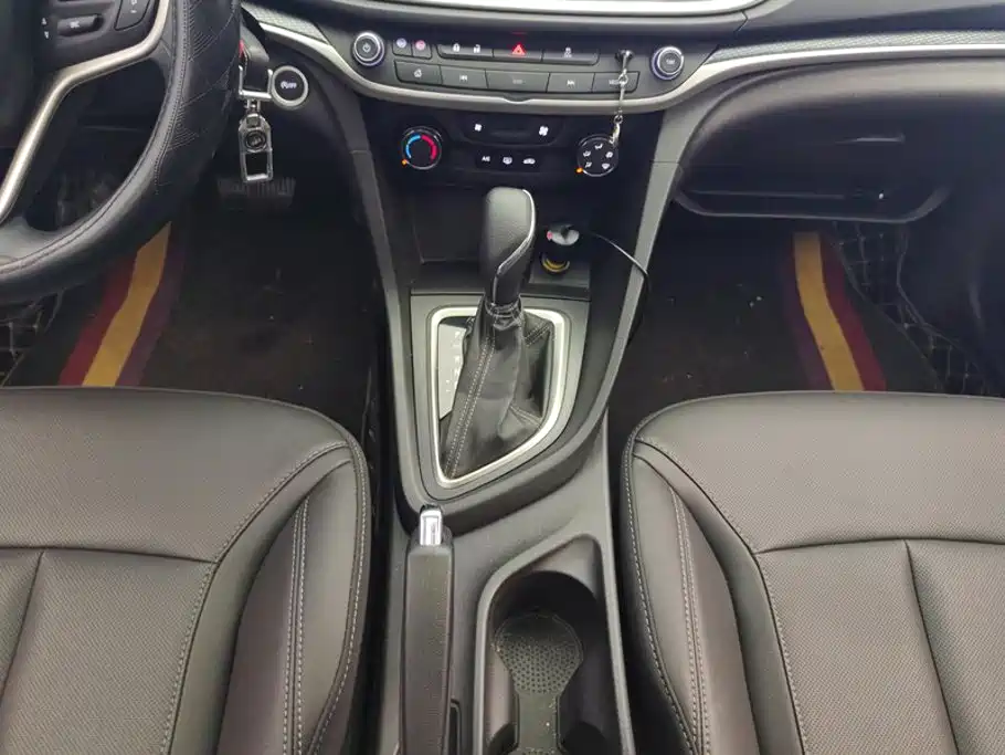 Buick Excelle — миниатюра 16