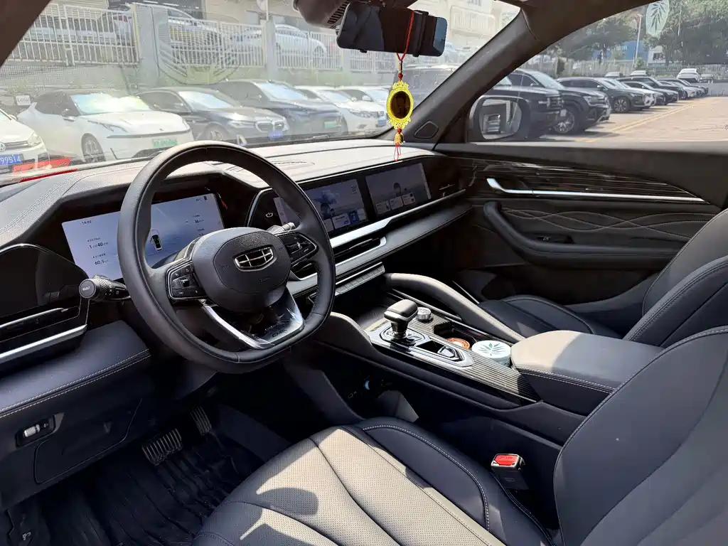 Geely Xingyue L — миниатюра 14