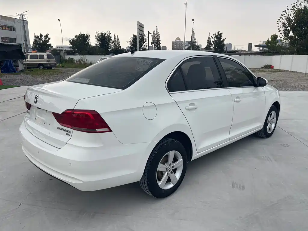 Volkswagen Santana — миниатюра 7
