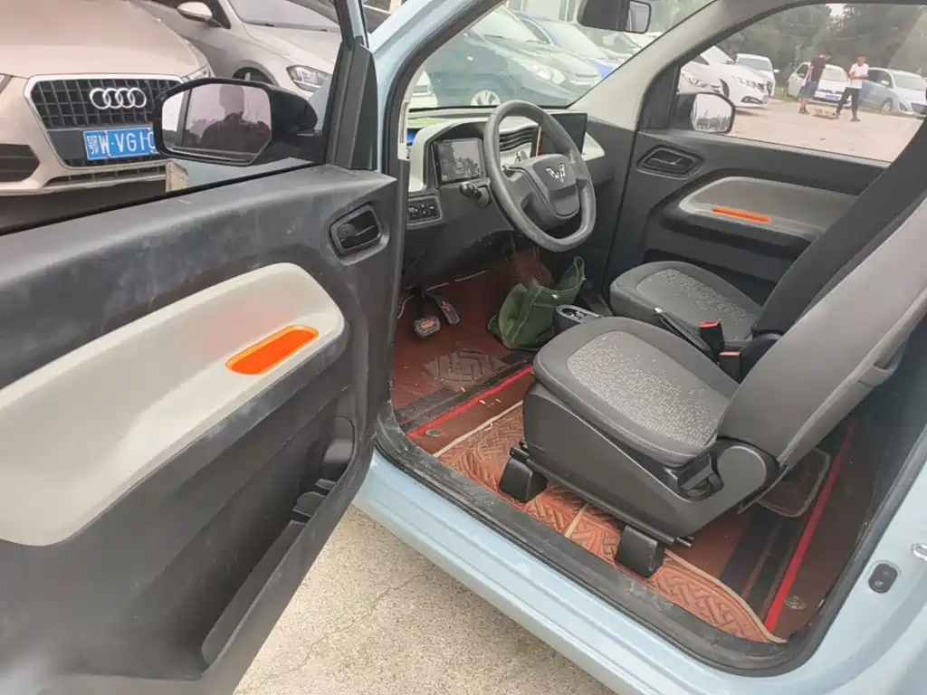 Wuling MINIEV — миниатюра 16