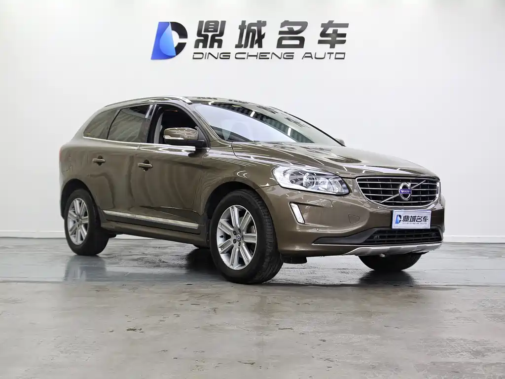 VOLVO  XC60