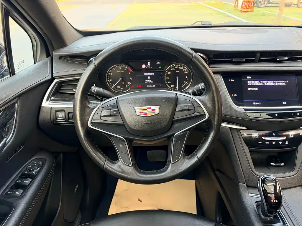Cadillac XT5 — миниатюра 12