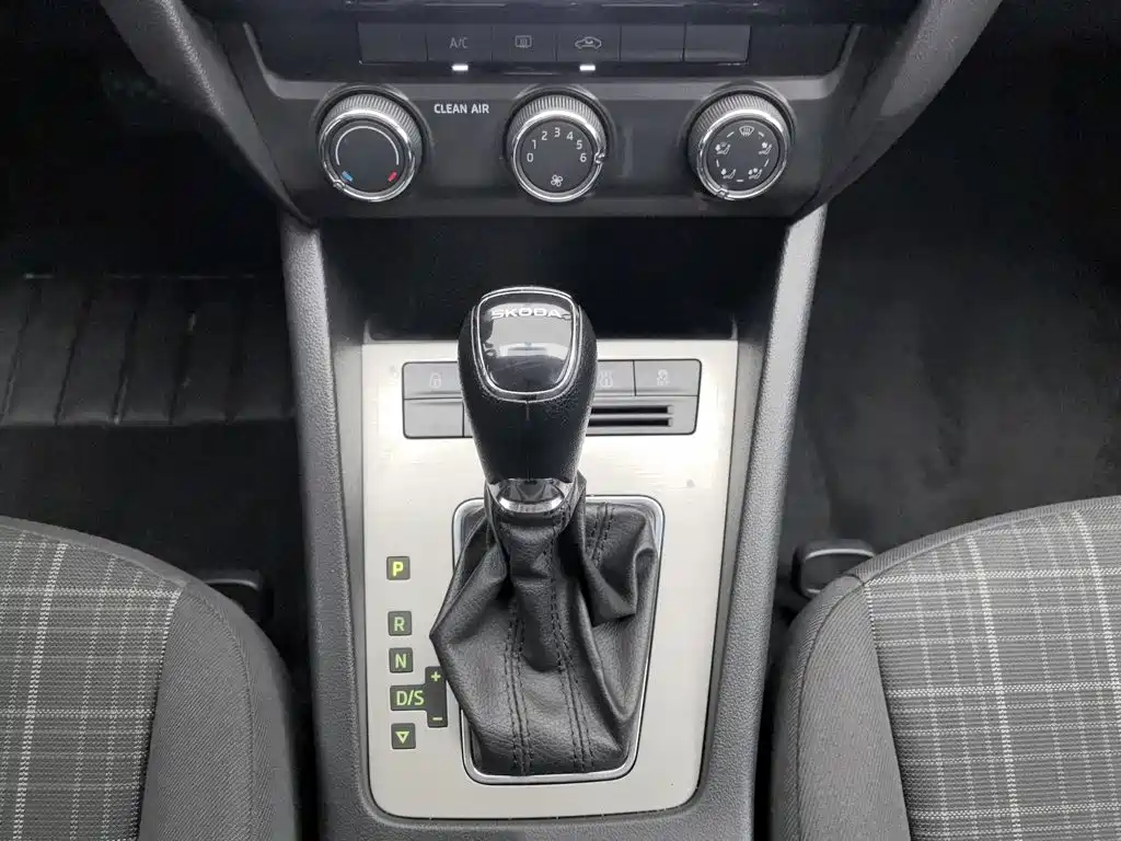 Skoda Octavia — миниатюра 13