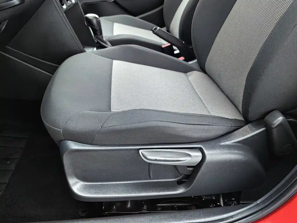 Volkswagen Polo — миниатюра 20